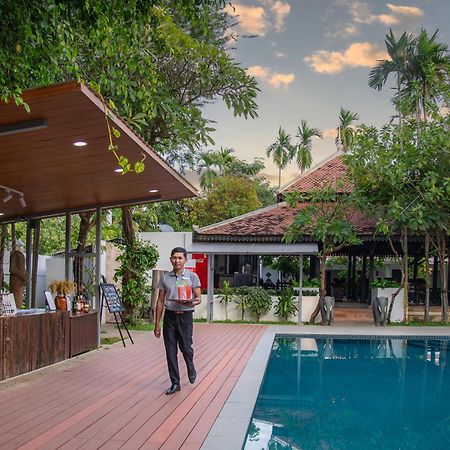 The Oasis Harbor Hotel Siem Reap Bagian luar foto