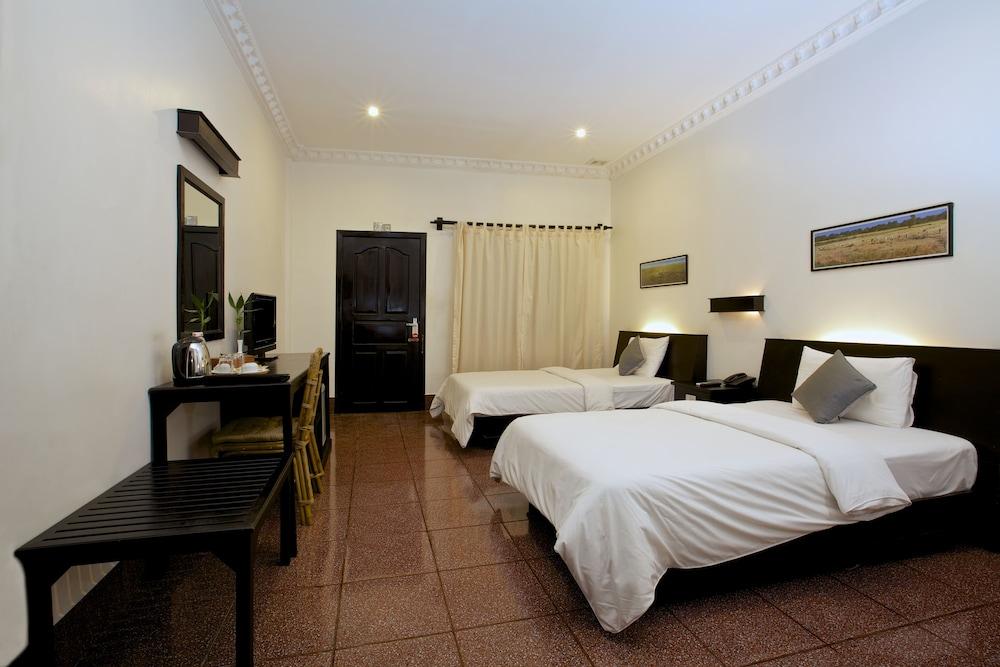 The Oasis Harbor Hotel Siem Reap Bagian luar foto