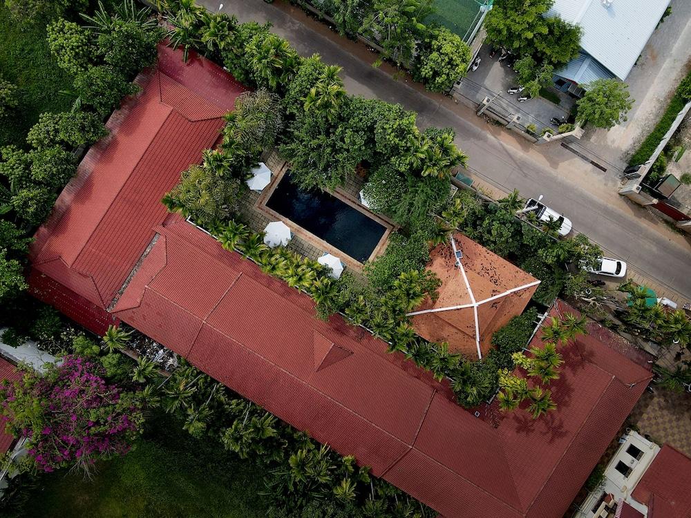 The Oasis Harbor Hotel Siem Reap Bagian luar foto