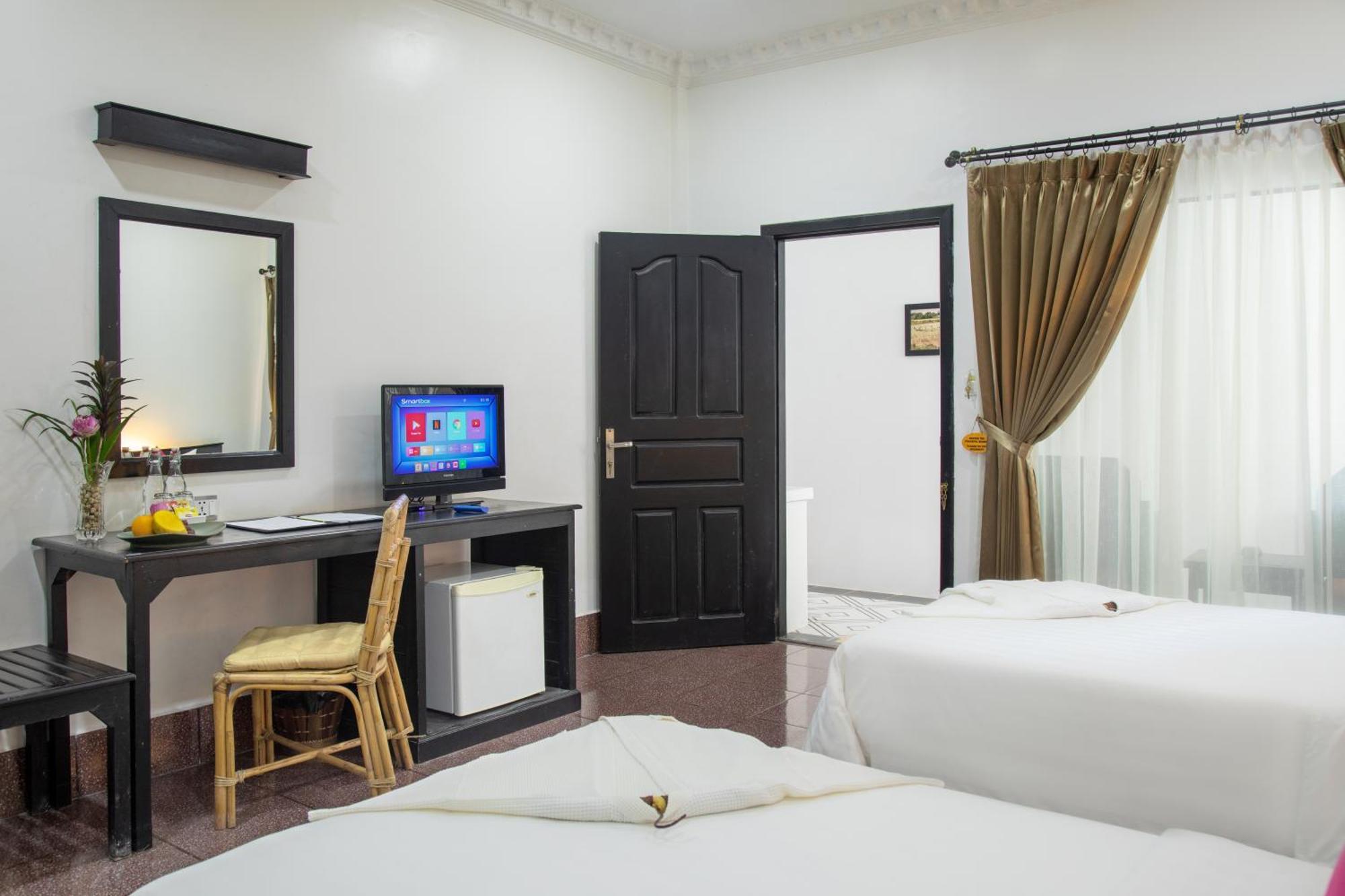 The Oasis Harbor Hotel Siem Reap Bagian luar foto