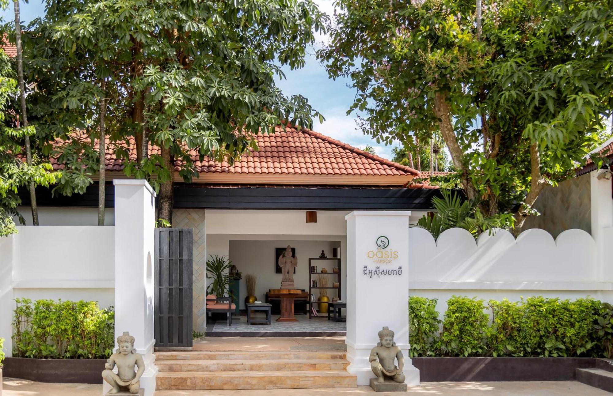 The Oasis Harbor Hotel Siem Reap Bagian luar foto